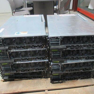 EIGHT UNKNOWN SERVER UNITS SOLD AS IS FOR PARTS OR REPAIR RAS7600401-3C