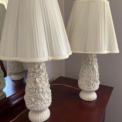 White floral lamps