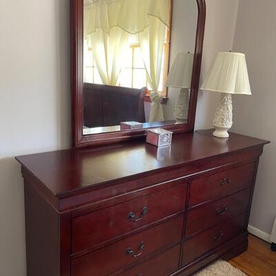 Bedroom set