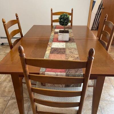 Dining set