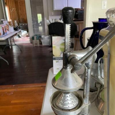 Estate sale photo
