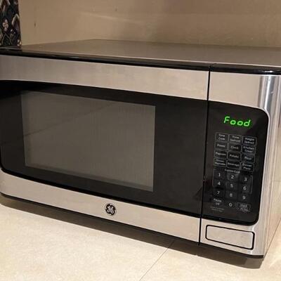 GE Stainless Steel Counter Top Microwave