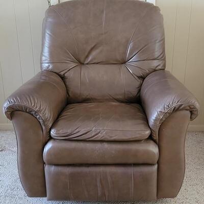 Brown Faux Leather Lazyboy Recliner