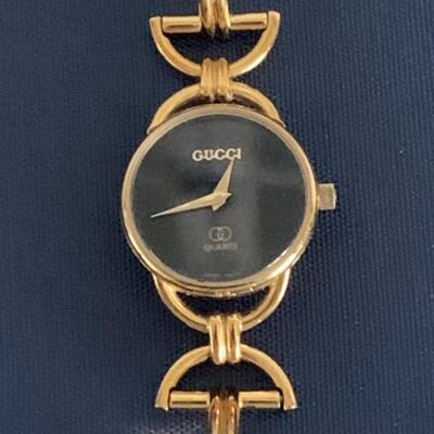 Gucci 6200L Ladies Gold Plated Watch
