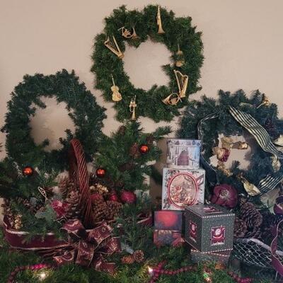 Holiday Greenery, Wreaths, Garland, and More!