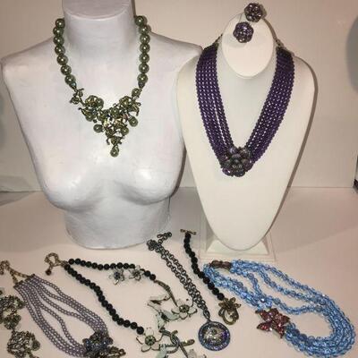 Lots of Heidi Daus ~ Current & in demand ! 