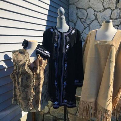 Vogue ! Suede Poncho
Most are plus sizes 2x- 4x and most are NEW with tags 