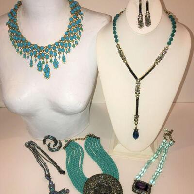 Enamored Yet ? Heidi Daus  