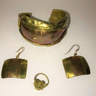 Artisan Crafted Suite 