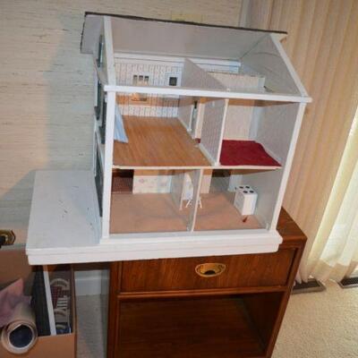 Doll House - with furniture 