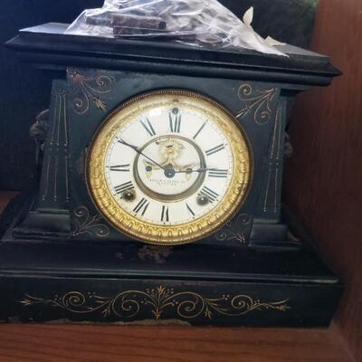
Ansonia mantle clock
