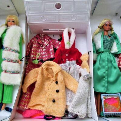 1966 Barbie dolls & clothes