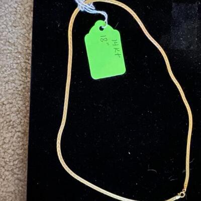 14kt gold chain   not left overnight on property 