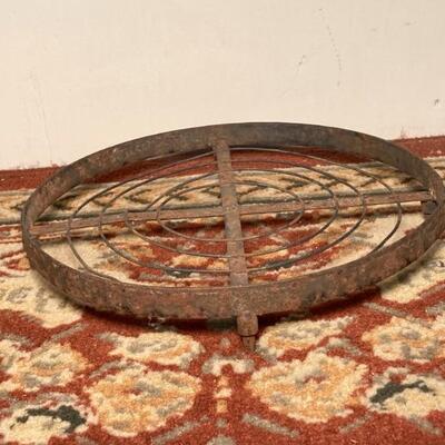 Metal and Wire Trivet