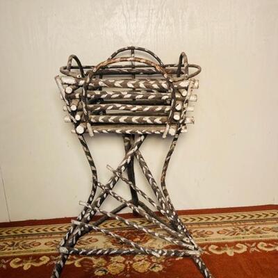 Adirondack Twig Fern Stand