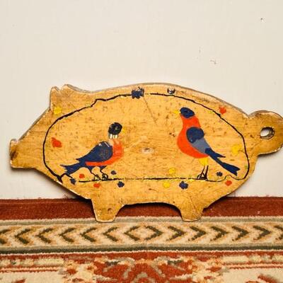 Pa. Dutch Pig Cutting Board