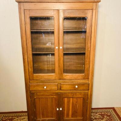 Glazefront Cupboard