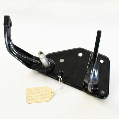 '86 - '99 Heritage/Fatboy Right Footboard Bracket
