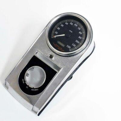 Harley Davidson 2000> Softail Speedometer & Housing
