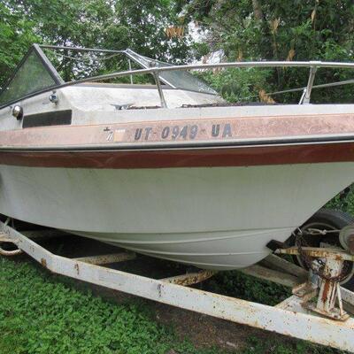 70â€™s BEDOUIN BOAT WITH VOLVO PENTA 280 V8 ENGINE DUAL AXLE TRAILER TIRES NEED TLC OWNER HAS TITLE