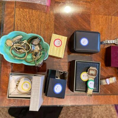 Lot of vintage watches