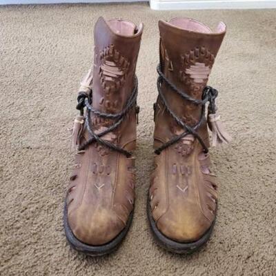 #1254 â€¢ Miss Macie Cowboy Boots WOMENS 8M