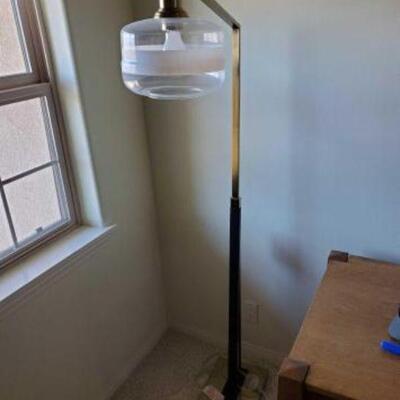 #3302 • Floor Lamp Measures Approx: 24