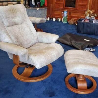 #1526 • Lay-Z-Boy Nubuck Leather Swivel Reclining Lounge Chair With Ottoman