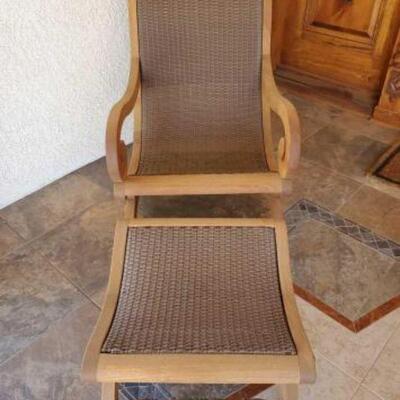 #1052 â€¢ Chair and Foot Rest