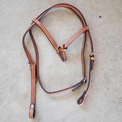 1164 â€¢ Horse Head Stall