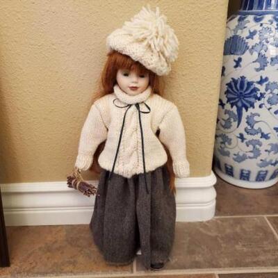 #1348 â€¢ Vintage Amelia's Friends Doll 