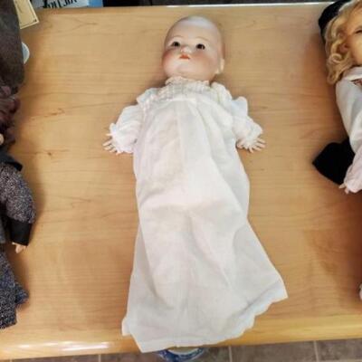 #1352 â€¢ Vintage Armand Marseille Doll 