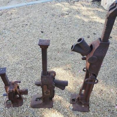 #1008 â€¢ 3 Antique Railroad Jacks 