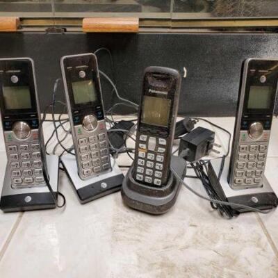 #2683 â€¢ 4 Home Phones 