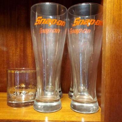 #1568 • (4) Snap-On Beer Glasses and Whiskey Glass 