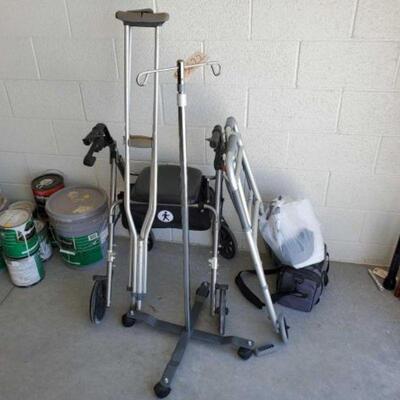 #3618 â€¢ Sunjoe 15 Amp Sprayer And Rainmaker Sprayer. 