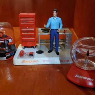 #1598 • Snap On Bank Machine, Micro Racer and Globe