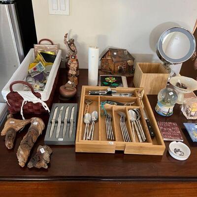cutlery box