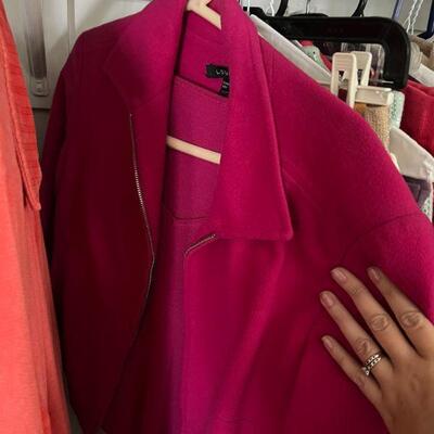 St John sport coat