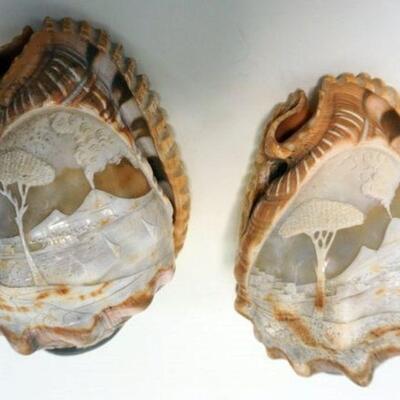 1075	PAIR OF CAMEO SHELL LAMP SHADES, APPROXIMATELY 5 1/2 IN
