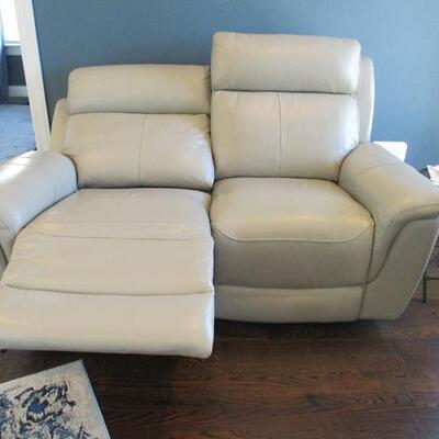 RAYMOUR & FLANIGAN Leather Living Room Suite Space/Wall Saver Loveseat Leather Sofas (2) 