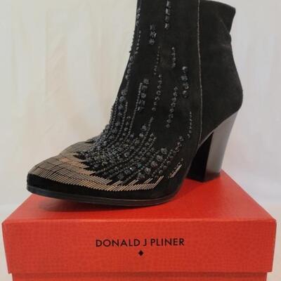 Donald J Pliner Black Beaded Dressy Booties, 11M