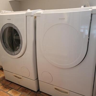 Bosch Front Load Washer & Dryer Set