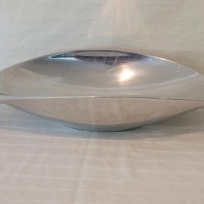 NambÃ© Metal Alloy Cradle Bowl by Frederic Spector