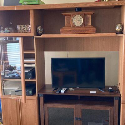The other part of entertainment center, TV cabinet