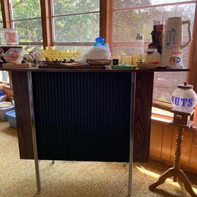 70â€™s Bar