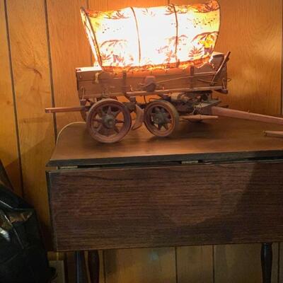 Chuck wagon lamp