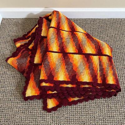 RETRO STYLE THROW BLANKET | Knit throw blanket in seventies style burnt orange tones