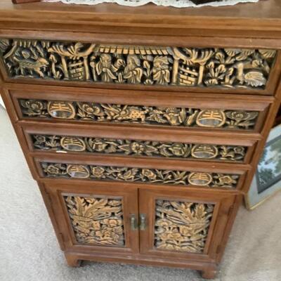 Silverware chest. Top opens also