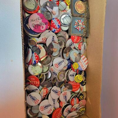 campaign and other buttons lot